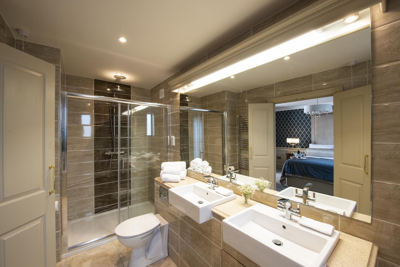 Kee'S Hotel Stranorlar Екстер'єр фото