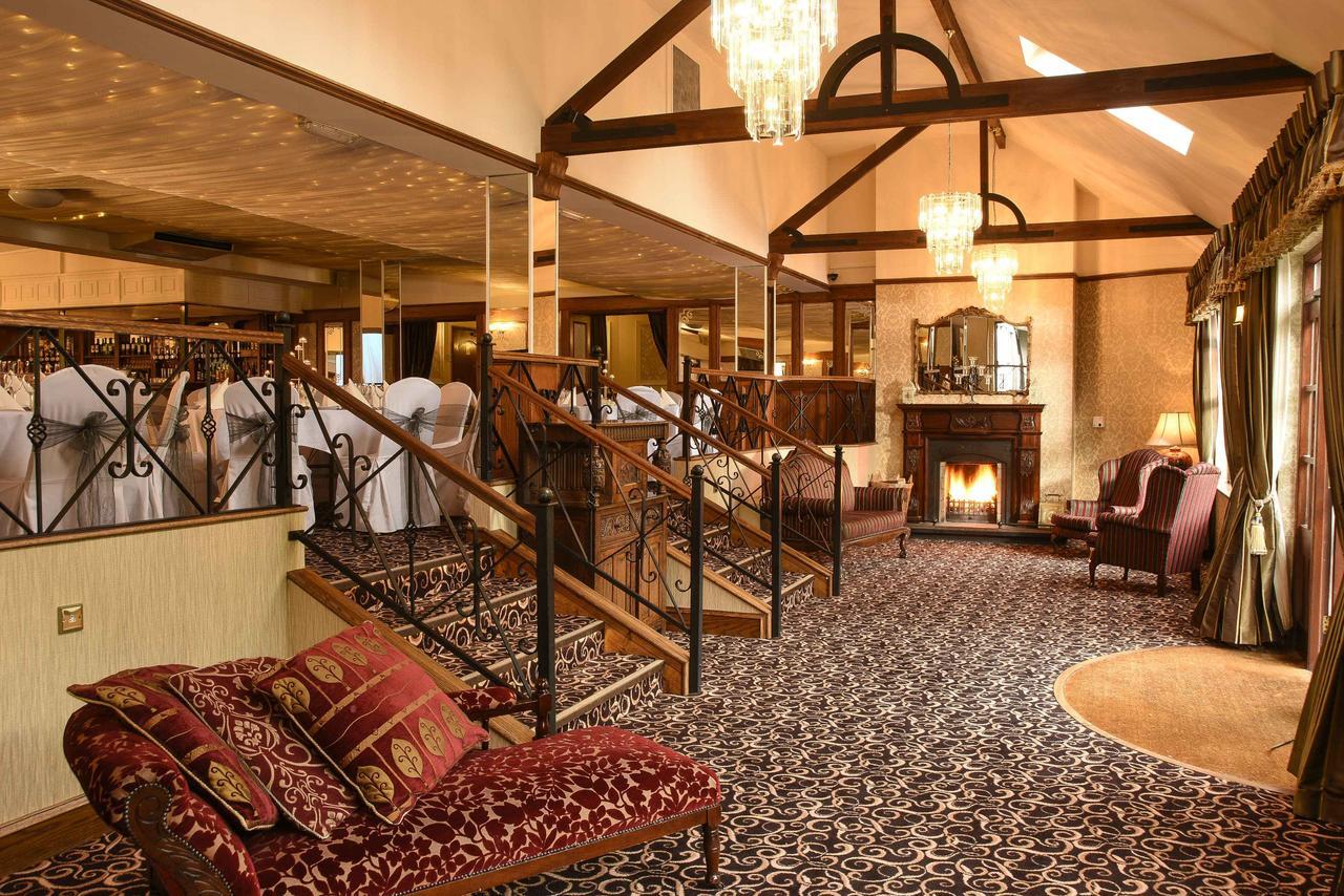 Kee'S Hotel Stranorlar Екстер'єр фото